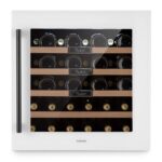 Klarstein Weinkühlschrank, 1 Zonen Getränkekühlschrank, Kleiner Einbau-Weinschrank Schmal, 57L Wein-Kühlschrank mit Glastür, Indoor/Outdoor Flaschenkühlschrank, Wine Fridge 5-22°C, 24 Flaschen